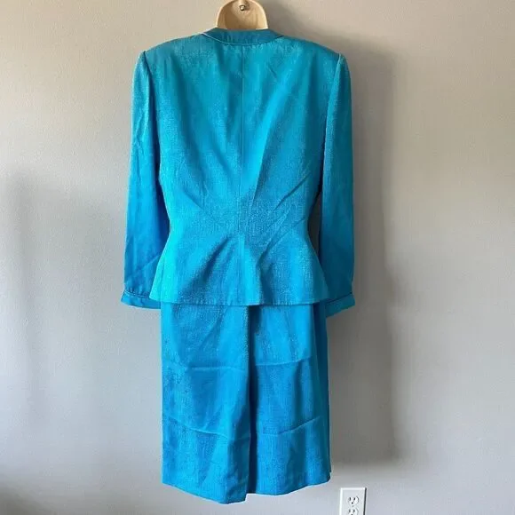 Adrianna Papell Silk Two-Piece Set Size 10 - Picture 5 of 8